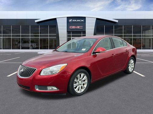2012 Buick Regal Premium 1