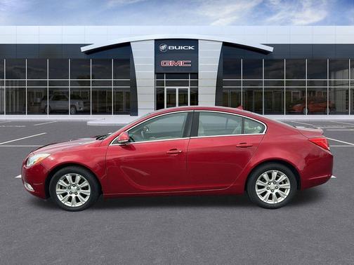2012 Buick Regal Premium 1