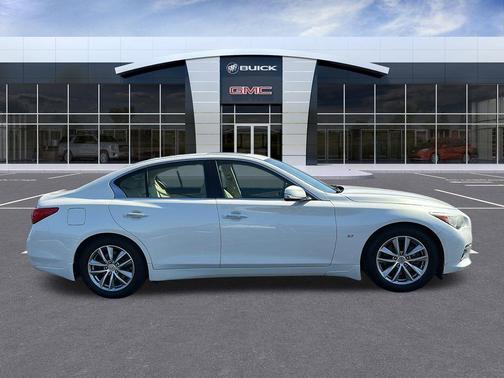 2014 INFINITI Q50 Premium