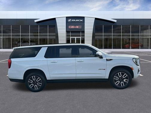 2023 GMC Yukon XL AT4