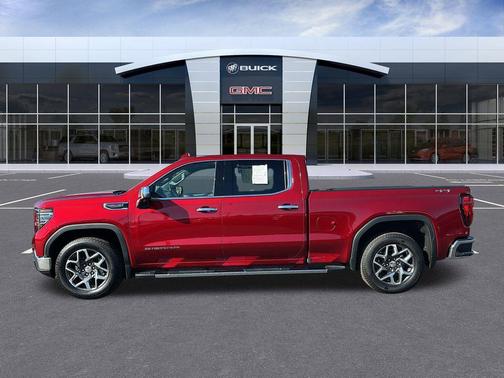 2022 GMC Sierra 1500 SLT