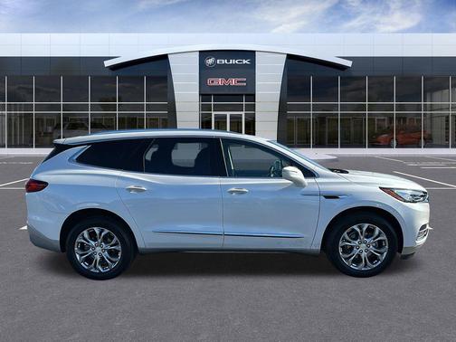 2019 Buick Enclave Avenir