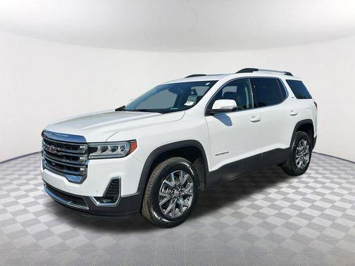 2022 GMC Acadia SLT