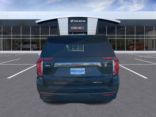 2022 GMC Yukon AT4