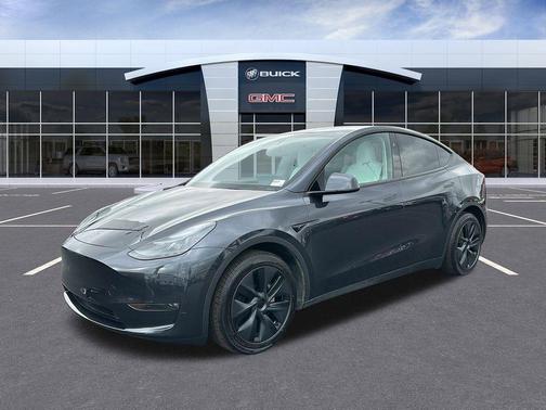 2024 Tesla Model Y Long Range