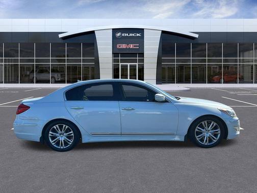 2012 Hyundai Genesis 4.6