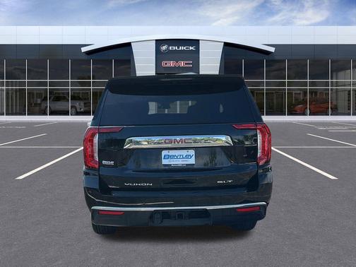 2024 GMC Yukon SLT