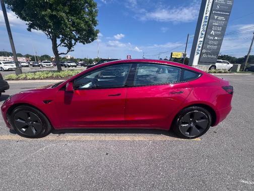 2022 Tesla Model 3 Long Range
