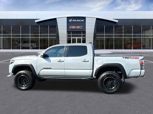 2020 Toyota Tacoma SR5