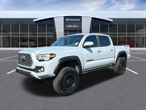 2020 Toyota Tacoma SR5