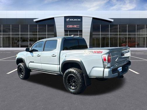 2020 Toyota Tacoma SR5