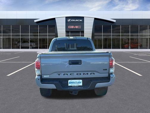 2020 Toyota Tacoma SR5