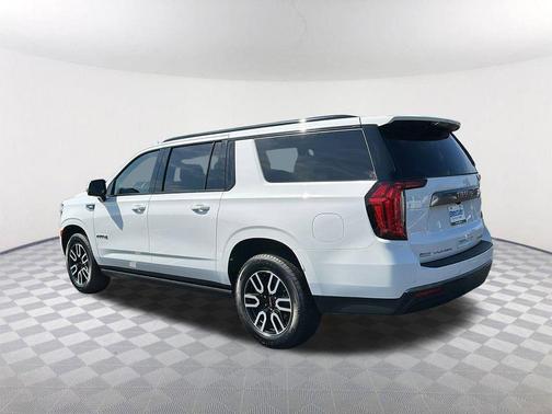 2024 GMC Yukon XL AT4