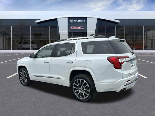 2020 GMC Acadia Denali