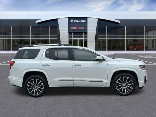 2020 GMC Acadia Denali