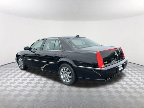 2010 Cadillac DTS W/1SD