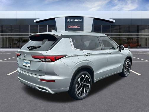 2022 Mitsubishi Outlander SEL