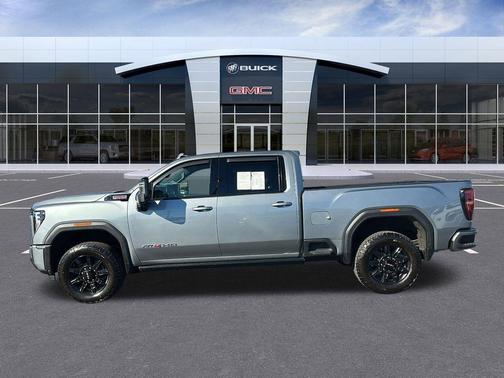 2024 GMC Sierra 2500 AT4