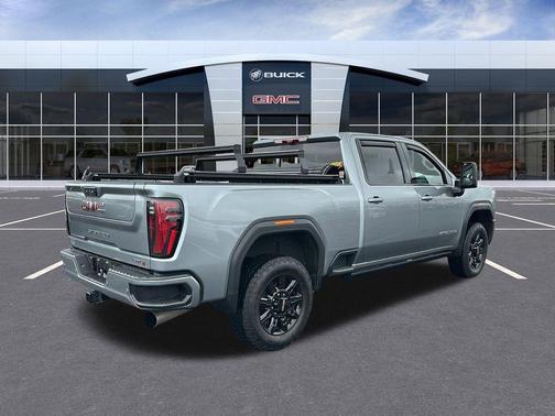 2024 GMC Sierra 2500 AT4
