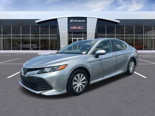 2020 Toyota Camry Hybrid LE