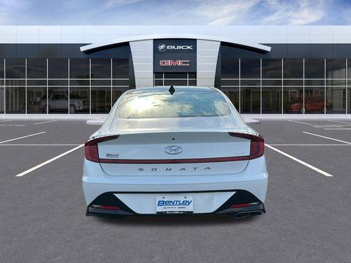 2020 Hyundai SONATA SEL Plus