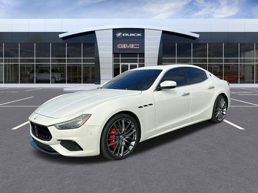 2022 Maserati Ghibli Modena