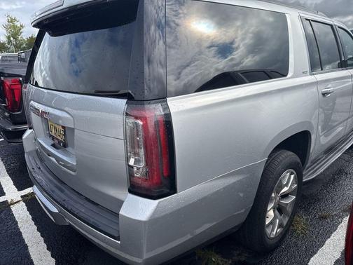 2017 GMC Yukon XL SLT