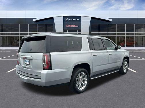 2017 GMC Yukon XL SLT