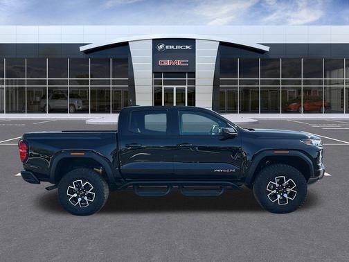 2024 GMC Canyon AT4X