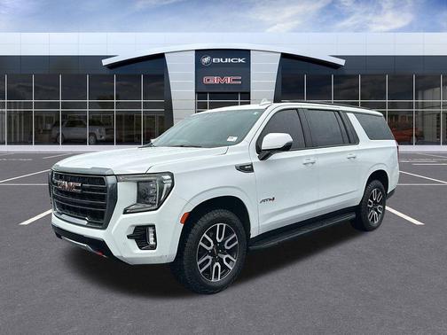 2022 GMC Yukon XL AT4