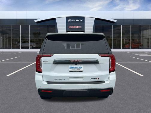 2022 GMC Yukon XL AT4