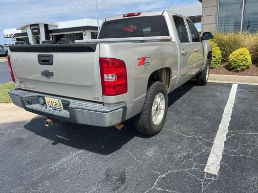 2008 Chevrolet Silverado 1500 LTZ Crew Cab