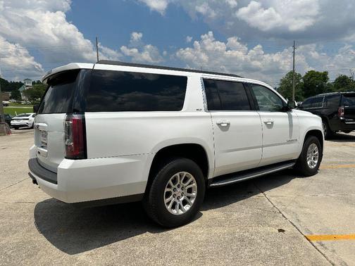 2019 GMC Yukon XL SLT