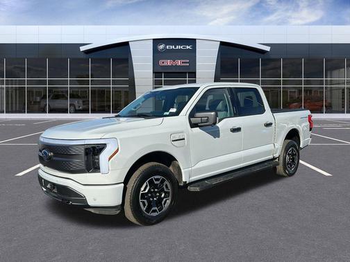 2023 Ford F-150 Lightning XLT