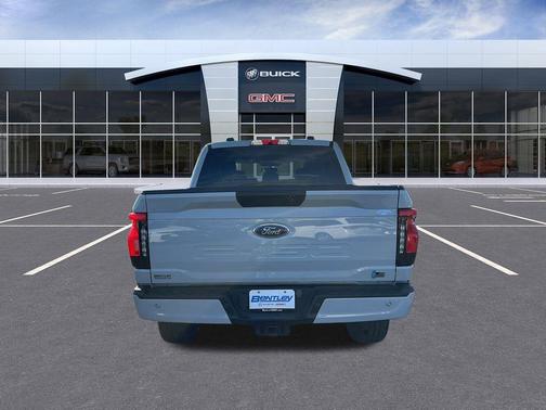 2023 Ford F-150 Lightning XLT