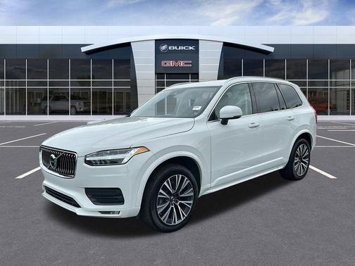 2020 Volvo XC90 T5 Momentum 7 Passenger