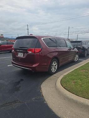 2018 Chrysler Pacifica Touring Plus