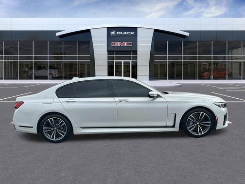 2020 BMW 740 i xDrive