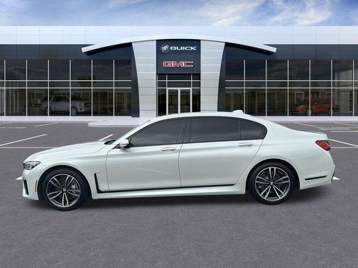 2020 BMW 740 i xDrive
