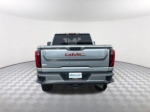 2024 GMC Sierra 2500 Denali