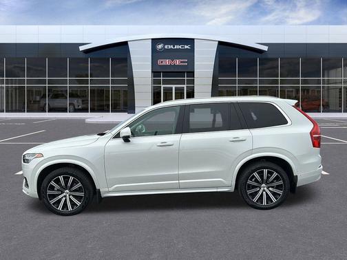 2023 Volvo XC90 B5 Core