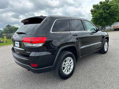 2019 Jeep Grand Cherokee Laredo
