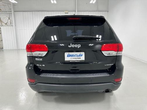 2019 Jeep Grand Cherokee Laredo