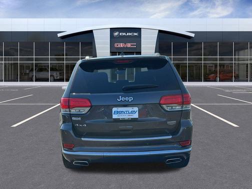 2018 Jeep Grand Cherokee Summit