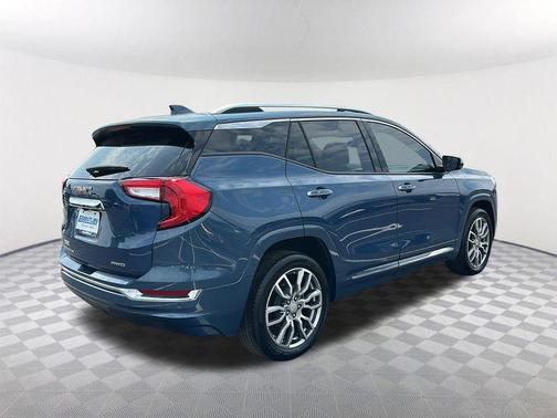 2024 GMC Terrain Denali