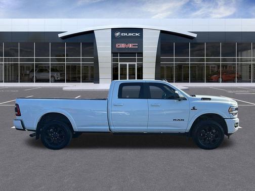 2022 RAM 3500 Laramie
