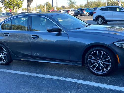 2021 BMW 330 i xDrive
