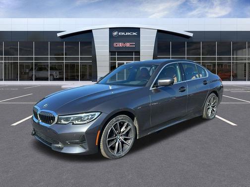 2021 BMW 330 i xDrive