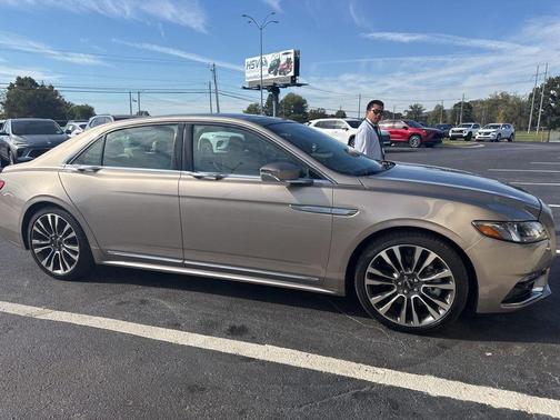 2020 Lincoln Continental Standard