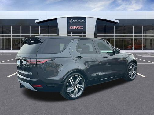 2024 Land Rover Discovery P360 Metropolitan Edition